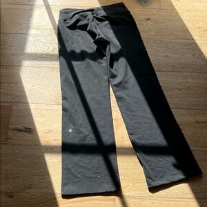 Semi flared 6 Lululemon